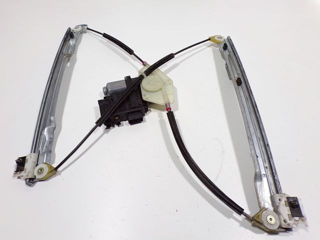 Lève-vitre électrique avant droit