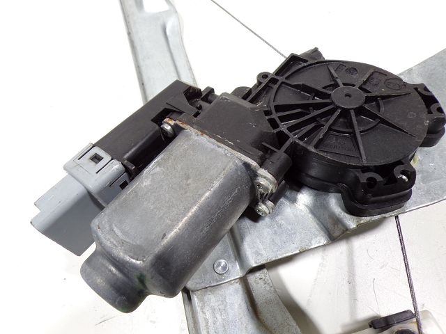 Lève-vitre électrique arrière gauche