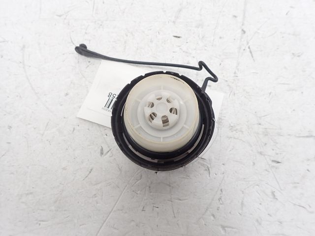 Bouchon de réservoir à carburant