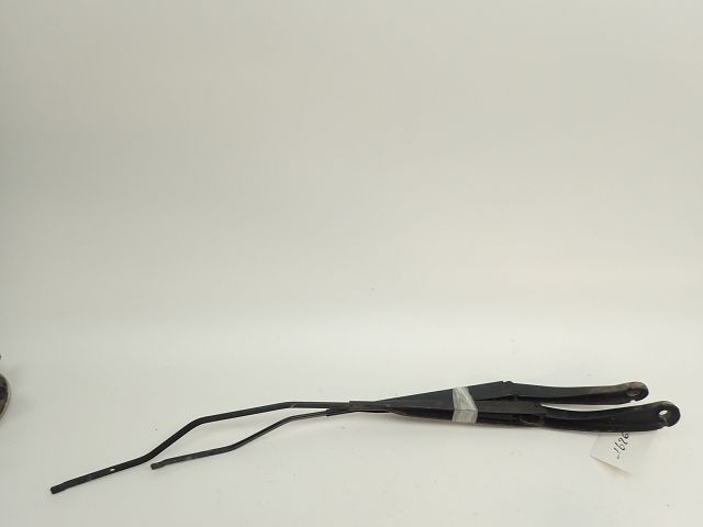 Bras d'essuie-glace avant