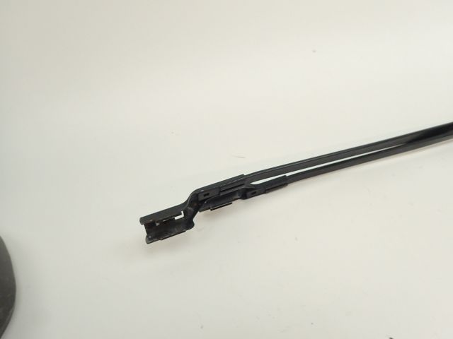 Bras d'essuie-glace avant