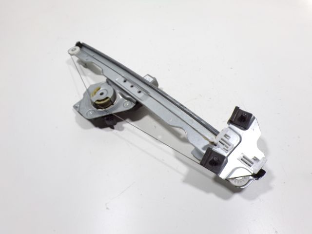 Lève-vitre électrique avant droit