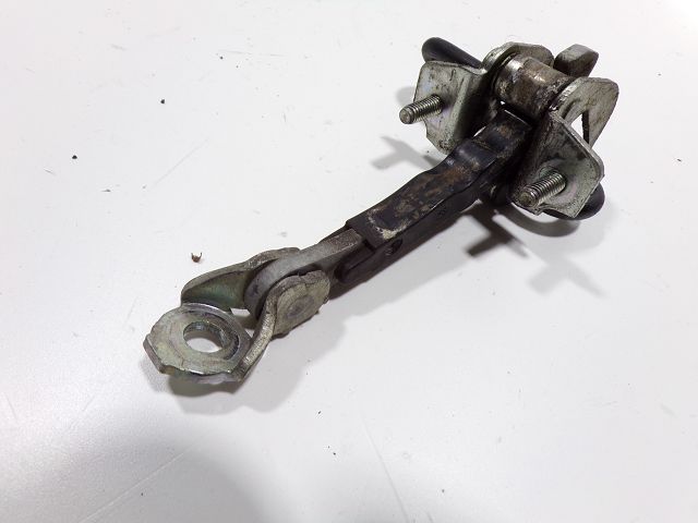 Tirant de porte avant gauche