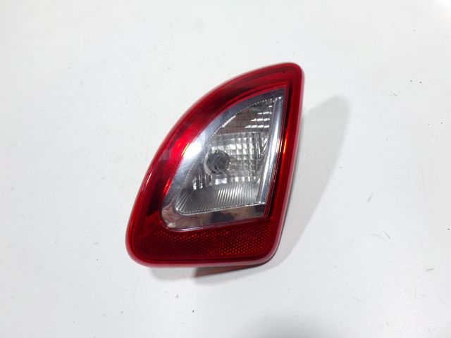Feu arrière intérieur droit