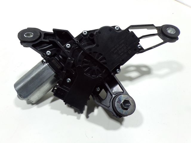 Moteur d'essuie glace arrière