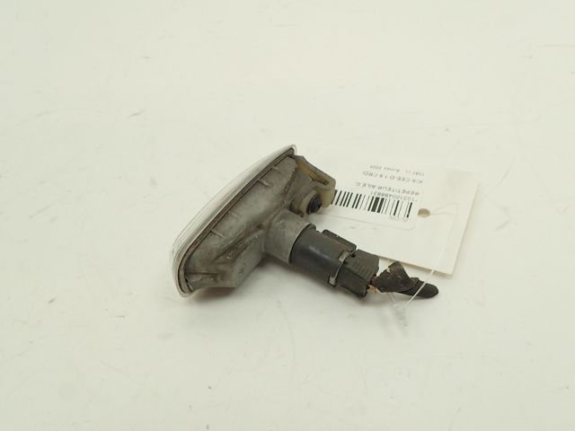 Répétiteur d'aile droit