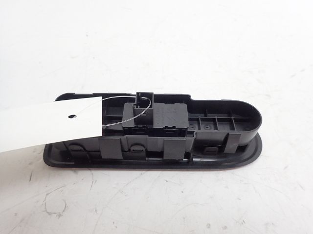 Commande lève-vitre avant droit