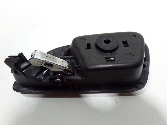 Poignée intérieure porte arrière droite