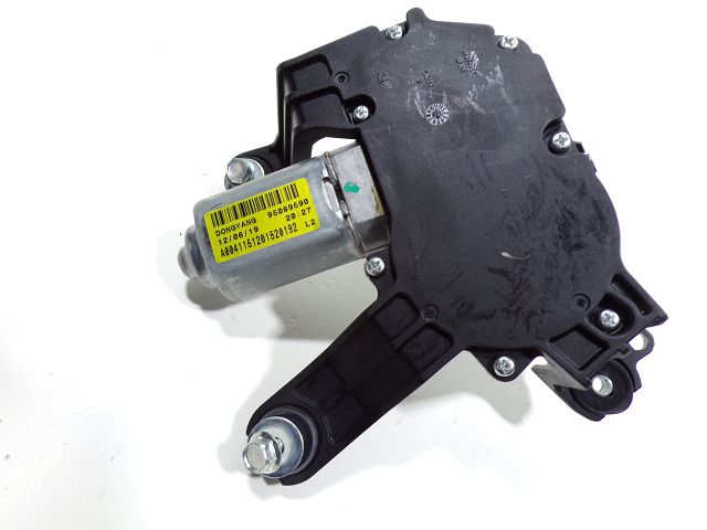 Moteur d'essuie glace arrière