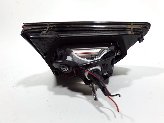 Feu arrière intérieur droit