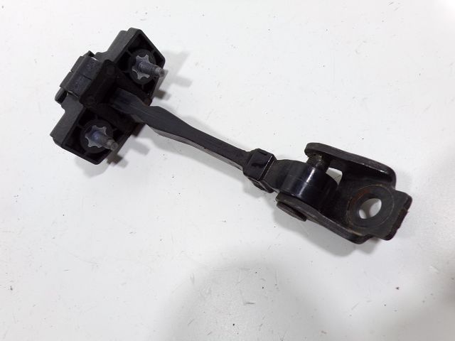 Tirant de porte avant gauche