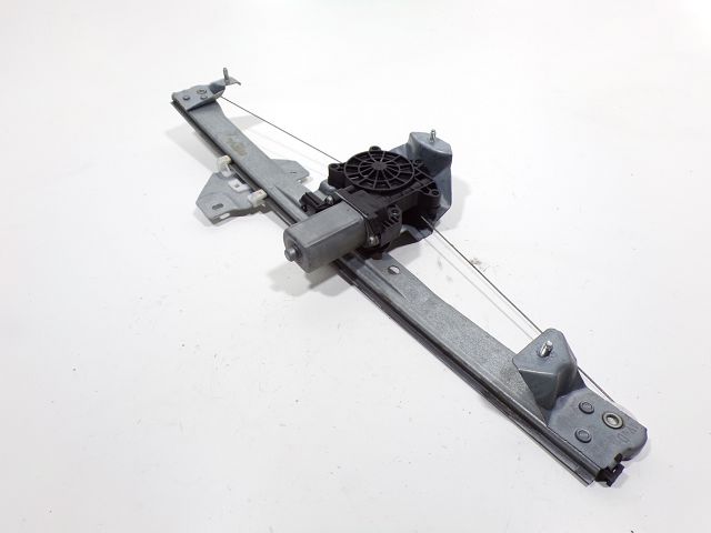 Lève-vitre électrique avant droit