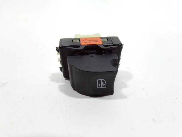 Commande lève-vitre avant droit