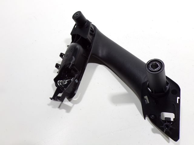 Poignée intérieure porte avant droite