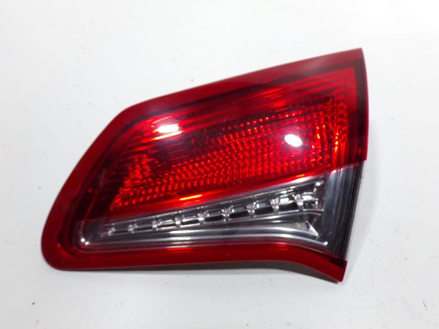 Feu arrière intérieur droit