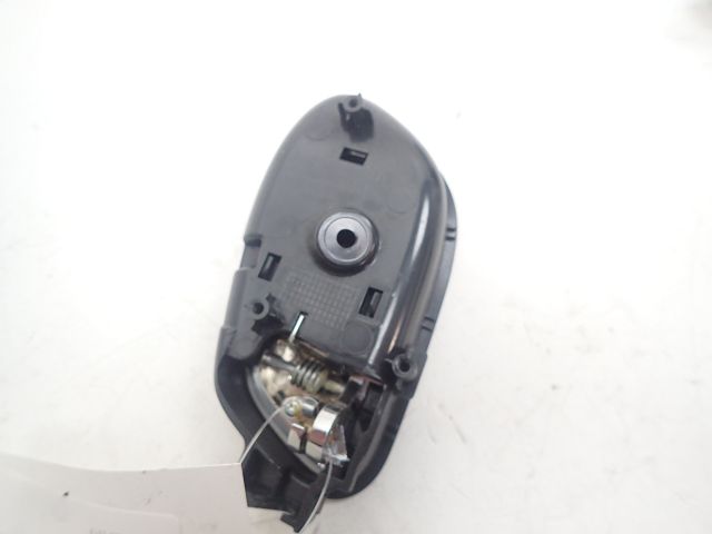 Poignée intérieure porte avant gauche