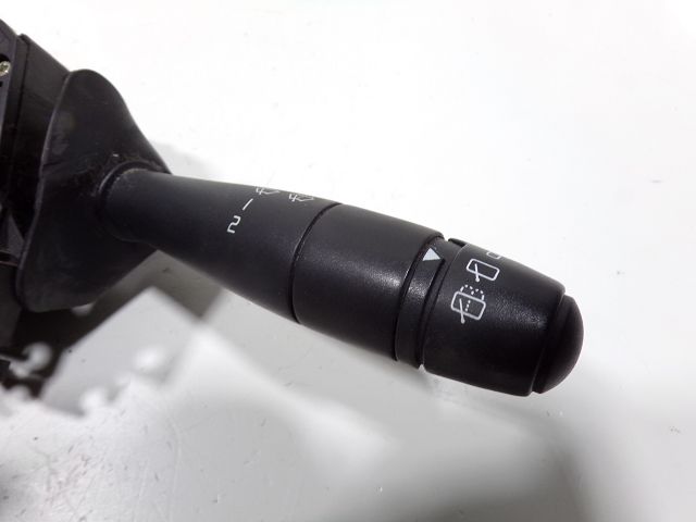 Commande sous-volant