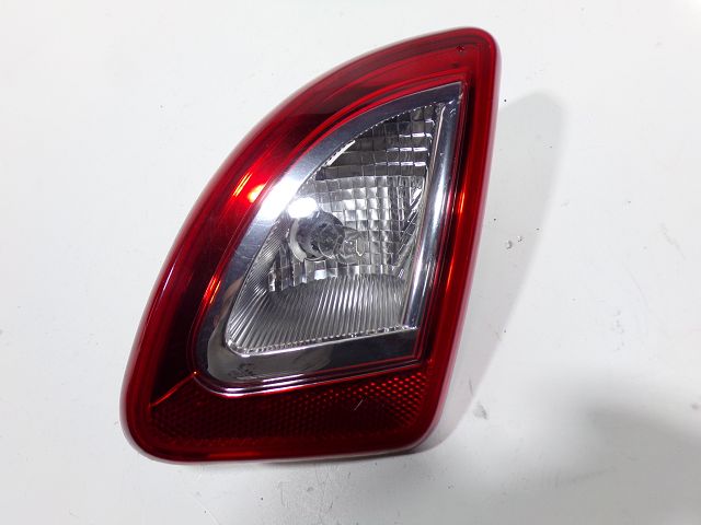 Feu arrière intérieur droit