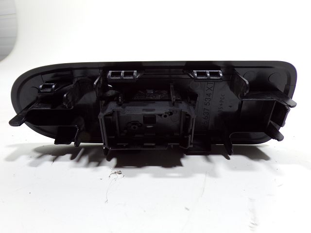 Commande lève-vitre avant droit