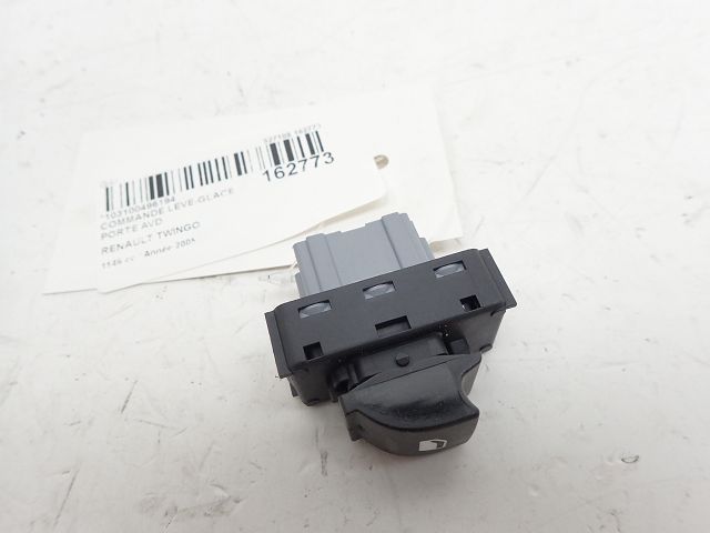 Commande lève-vitre avant droit