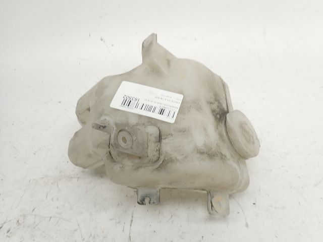 Réservoir de lave glace avant