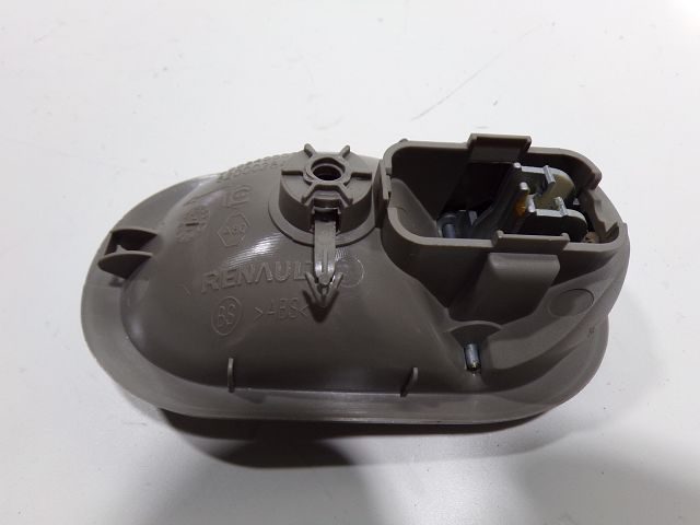 Poignée intérieure porte avant gauche