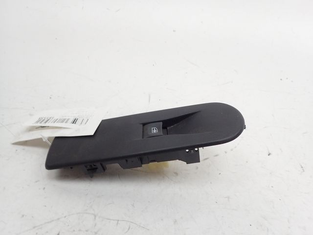 Commande lève-vitre avant droit