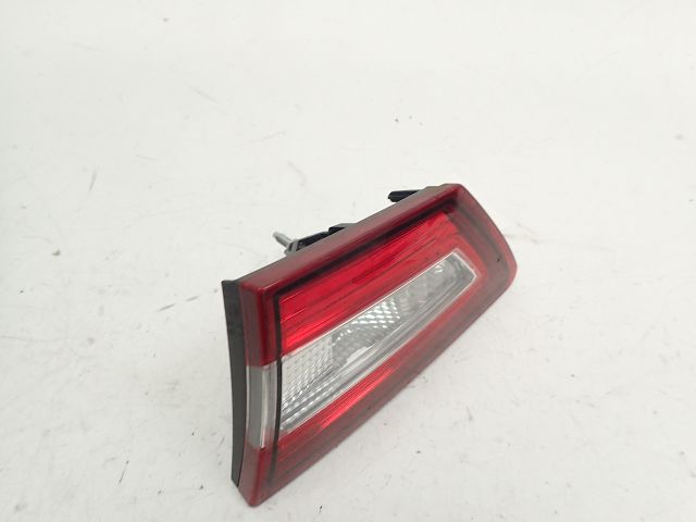 Feu arrière intérieur droit