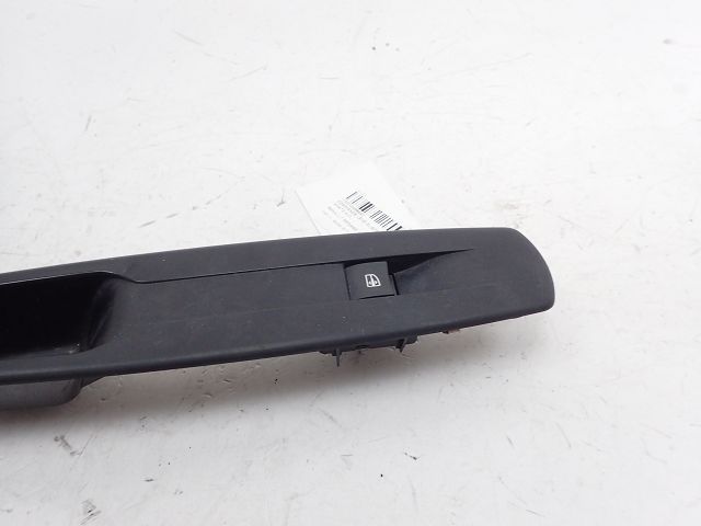 Commande lève-vitre avant droit