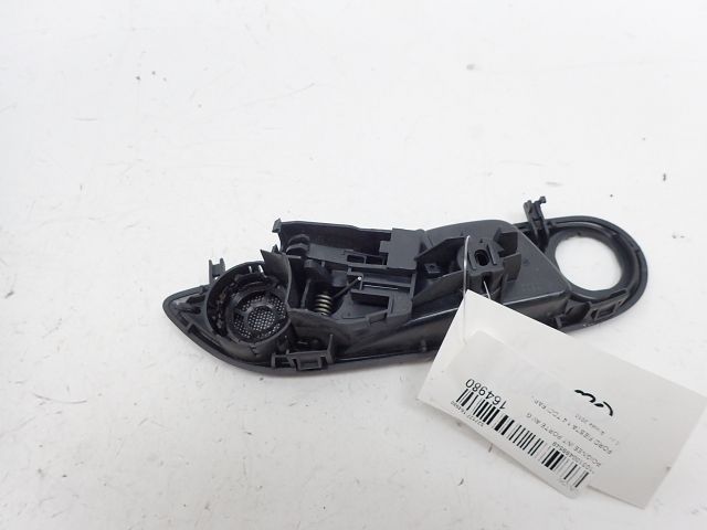 Poignée intérieure porte avant gauche