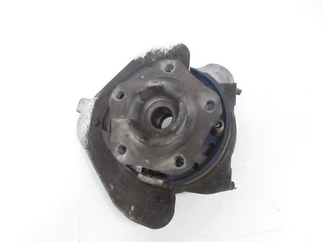 Moyeu arriere gauche