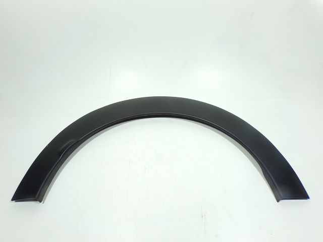 Elargisseur d'aile arrière droit