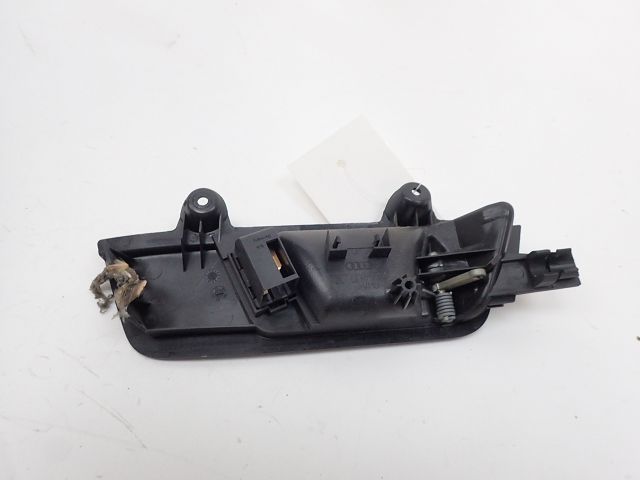 Poignée intérieure porte avant gauche