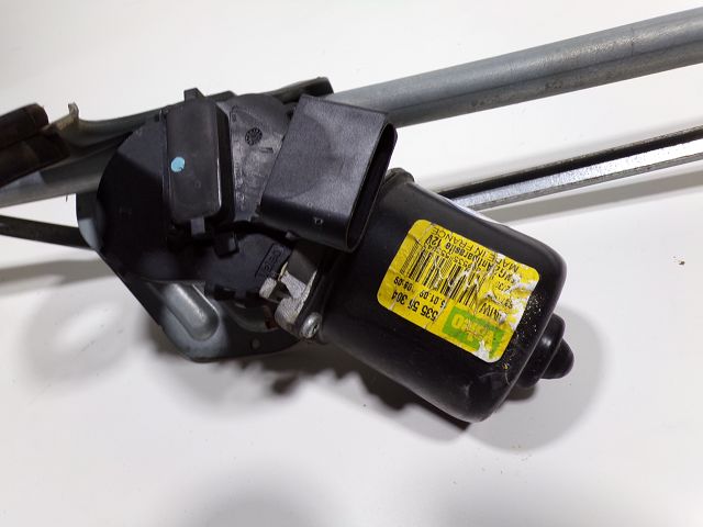 Mécanisme + moteur d'essuie glace avant