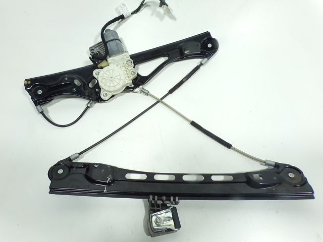 Lève-vitre électrique avant droit