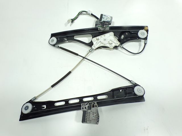 Lève-vitre électrique avant droit