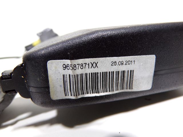 Ancrage ceinture arrière droit