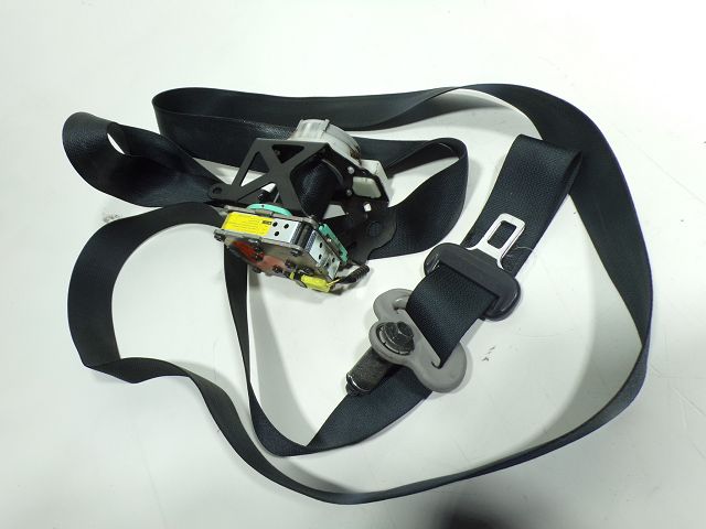 Ceinture avant gauche