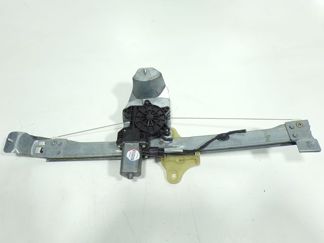 Lève-vitre électrique avant droit