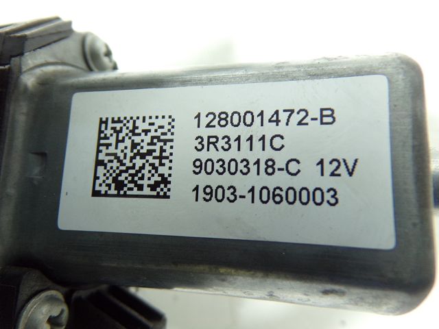 Lève-vitre électrique avant droit