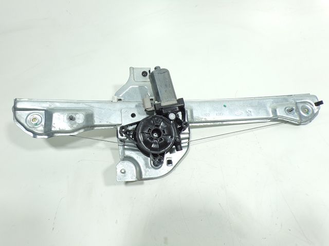 Lève-vitre électrique avant gauche