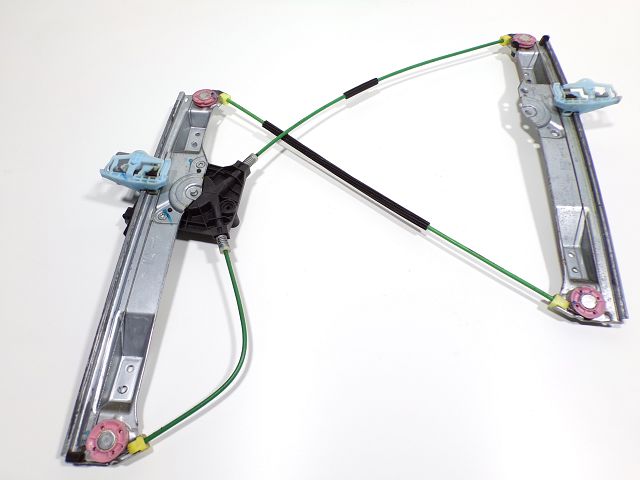 Lève-vitre électrique avant gauche