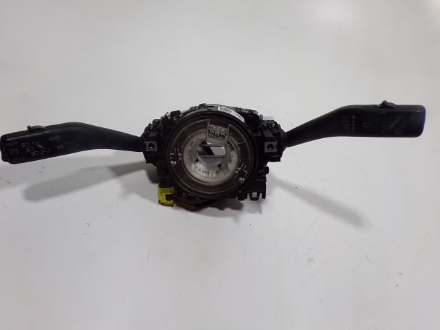 Commande sous-volant