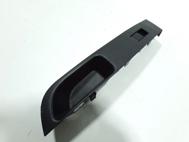 Commande lève-vitre avant droit