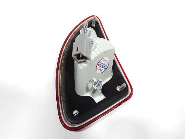 Feu arrière intérieur gauche