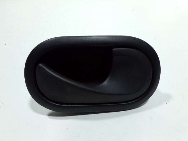 Poignee interieure porte arriere droite