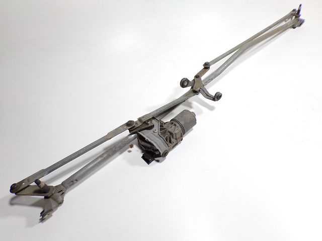 Mécanisme + moteur d'essuie glace avant