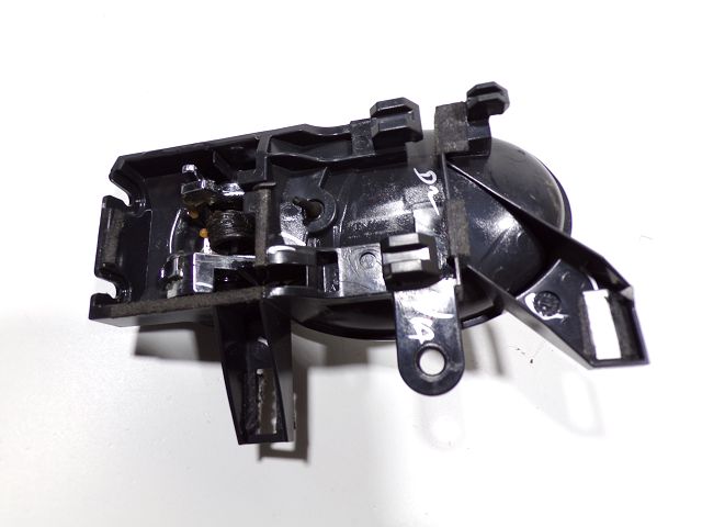 Poignée intérieure porte avant droite