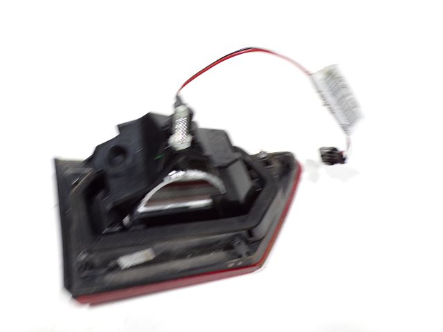 Feu arrière intérieur droit