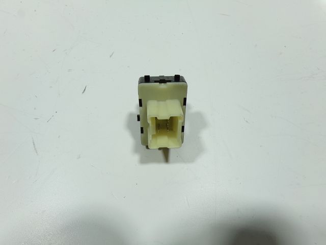 Commande lève-vitre avant droit